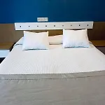 La Hotell 2*
