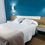 La Hotel 2*