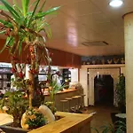 Hotell La 2*