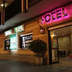 Hotell La 2*