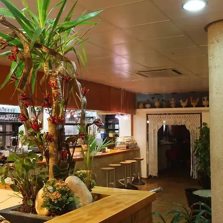 Hotel La 2*